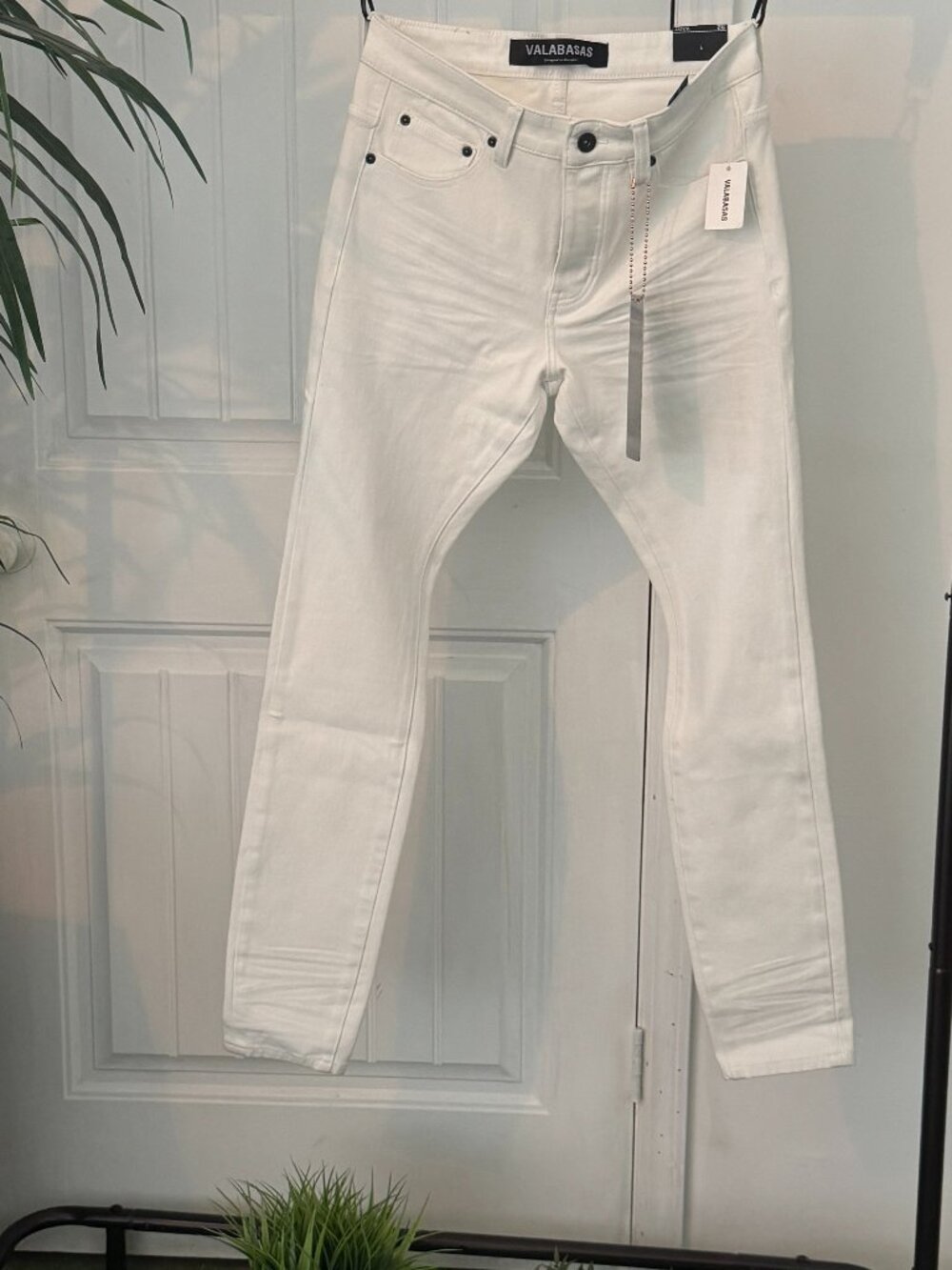 New w tags VALABASAS Jeans size 32